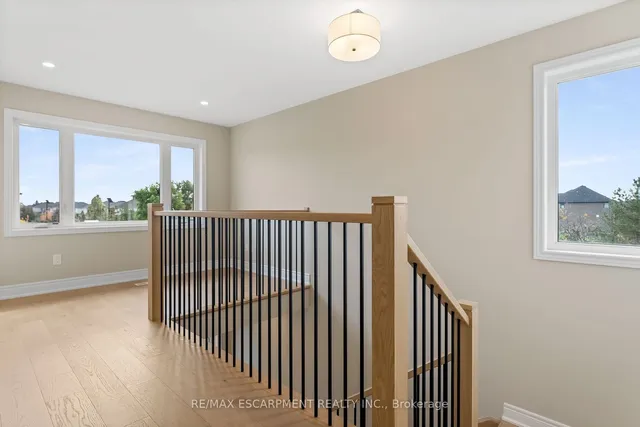 Additional image 13 of 33 Hampshire Pl