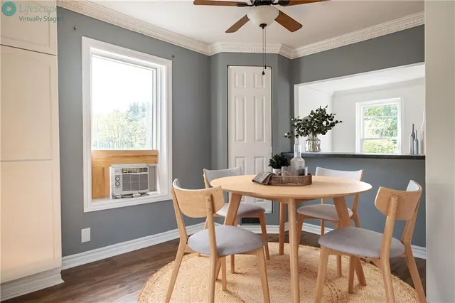 Additional image 28 of 235 YOUNG St