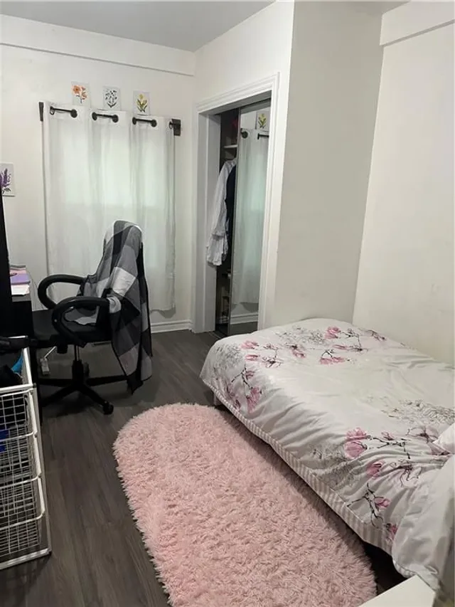 Additional image 12 of 57 EMERSON St