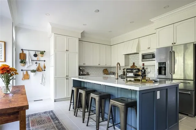 Additional image 15 of 120 PEER Crt