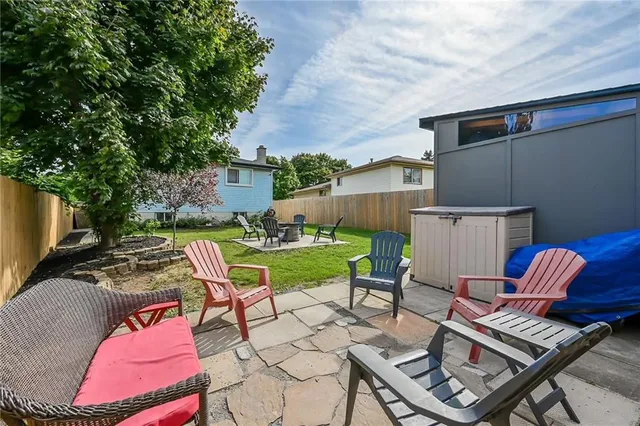 Additional image 50 of 5 RIDELL Cres