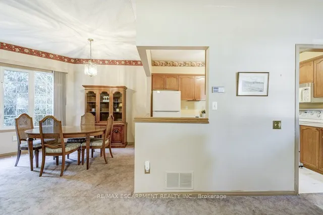 Additional image 10 of 192 SILVERBIRCH Blvd