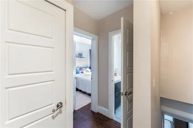 Additional image 32 of 21 SEVERN St