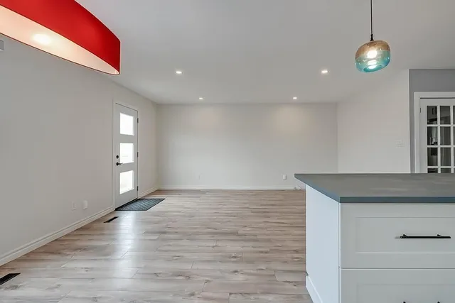 Additional image 16 of 7 GARSIDE Ave