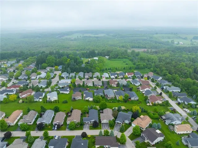 Additional image 36 of 106 PORTRUSH Crt