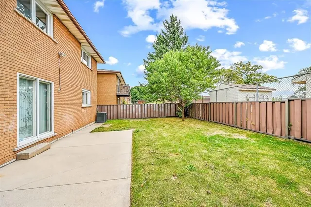 Additional image 41 of 81 SUMMERLEA Dr