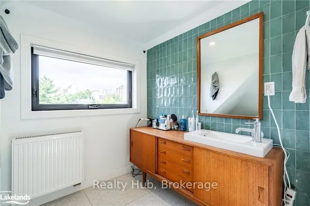 Additional image 32 of 182 HERKIMER St