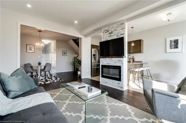 Additional image 13 of 144 Hazelton Ave