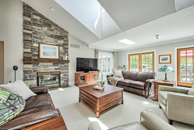 Additional image 37 of 27 Weneil Dr