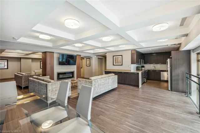 Additional image 28 of 150 Main Street West Unit 805