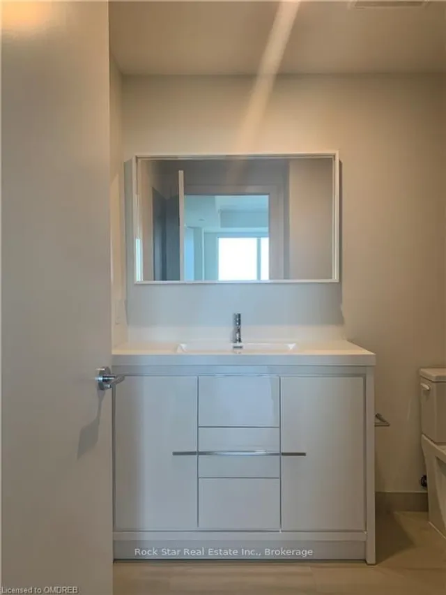 Additional image 16 of 212 KING WILLIAM St Unit 1222