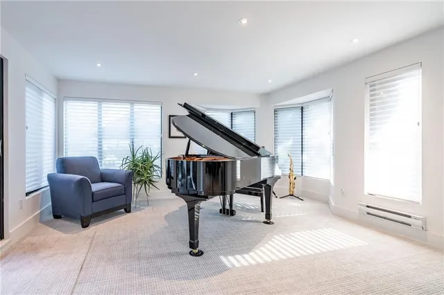 Additional image 27 of 97 OVERDALE Ave