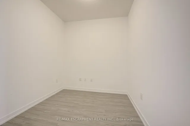 Additional image 12 of 470 Dundas St Unit 1108