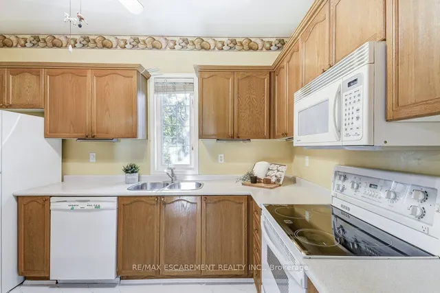 Additional image 13 of 192 SILVERBIRCH Blvd