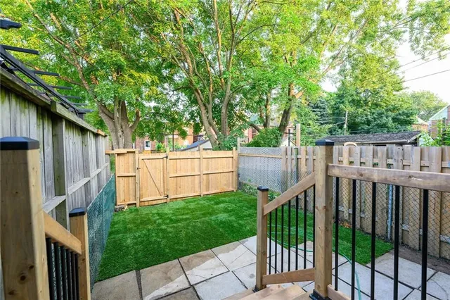 Additional image 40 of 58 GIBSON Ave