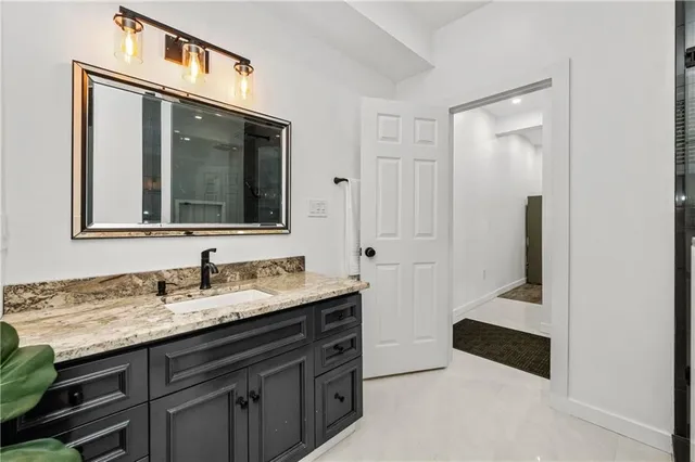 Additional image 24 of 127 FREELTON Rd