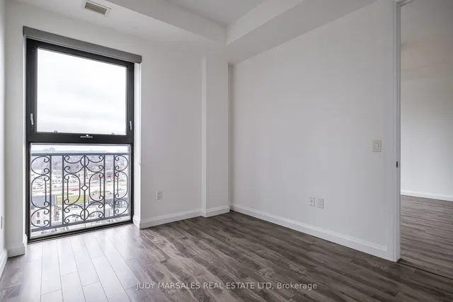 Additional image 34 of 112 King St Unit 1003