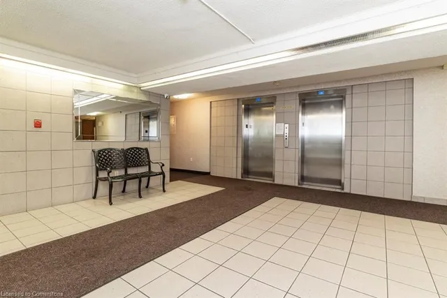 Additional image 33 of 1966 Main St Unit 406