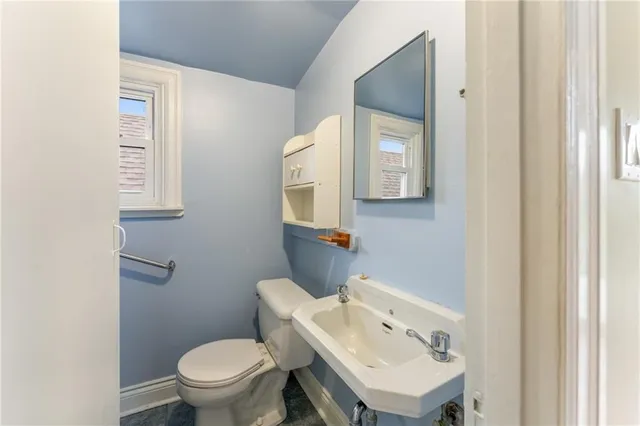 Additional image 21 of 46 GRAHAM Ave