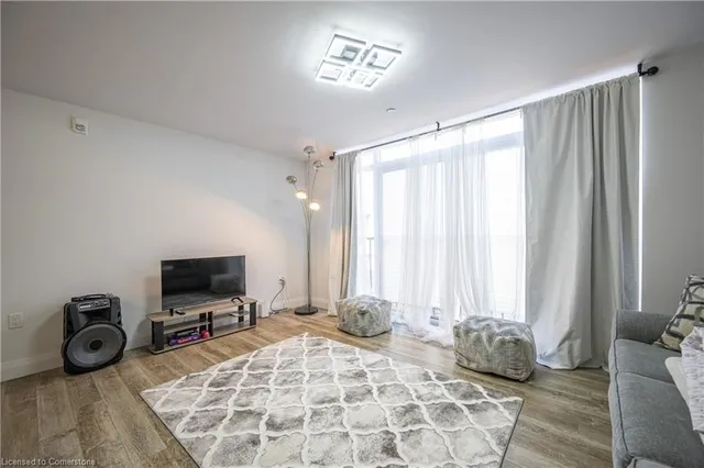 Additional image 12 of 1 Redfern Ave Unit 310