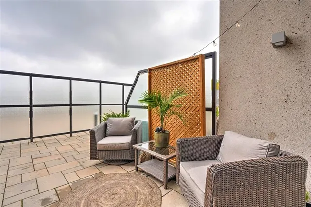 Additional image 12 of 30 HAMILTON St Unit 108