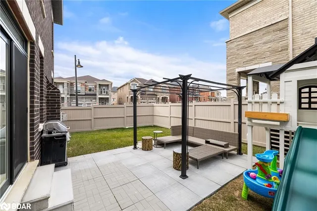 Additional image 39 of 5 Cattail Cres
