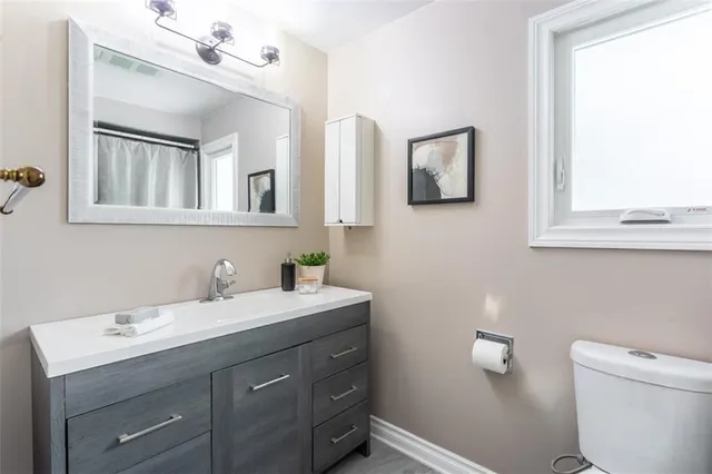 Additional image 25 of 48 KARSH Cres