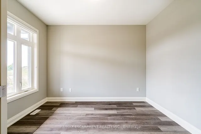 Additional image 4 of 219 KLEIN Circ