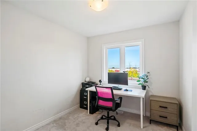 Additional image 15 of 57 PINOT Cres