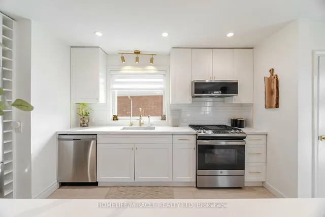 Additional image 10 of 79 CASTLEFIELD Dr