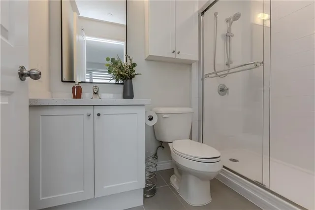 Additional image 30 of 2750 KING St Unit 710