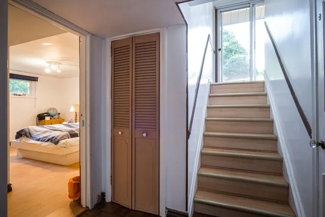 Additional image 29 of 104 HOSTEIN Dr