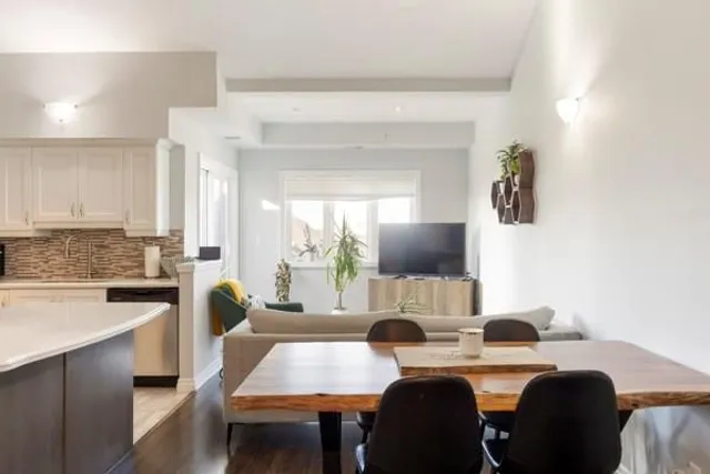 Additional image 3 of 170 ROCKHAVEN Lane Unit 317