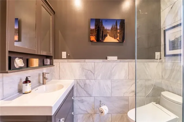 Additional image 26 of 141 MARKLAND St