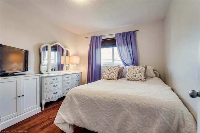 Additional image 13 of 17 Palacebeach Trail