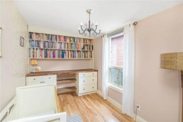 Additional image 25 of 205 WENTWORTH St