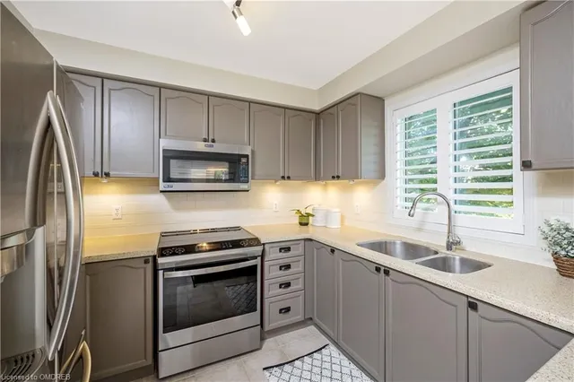 Additional image 16 of 110 Pentland Rd