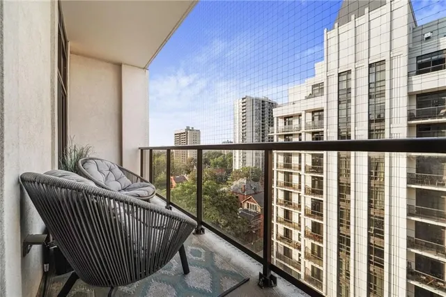 Additional image 32 of 90 CHARLTON Ave Unit 801