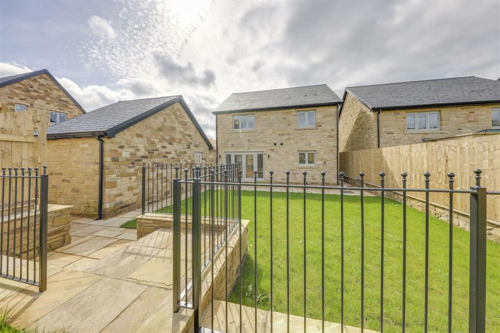 Additional image 33 of Meadow Edge Close, Higher Cloughfold, Rossendale, Lancashire