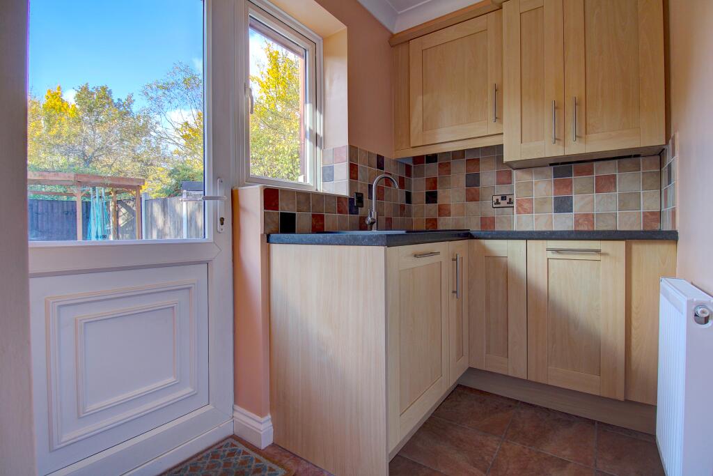 Additional image 5 of Lindisfarne, Tamworth, B77