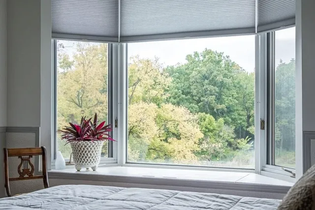 Additional image 17 of 180 LIMERIDGE Rd Unit 301