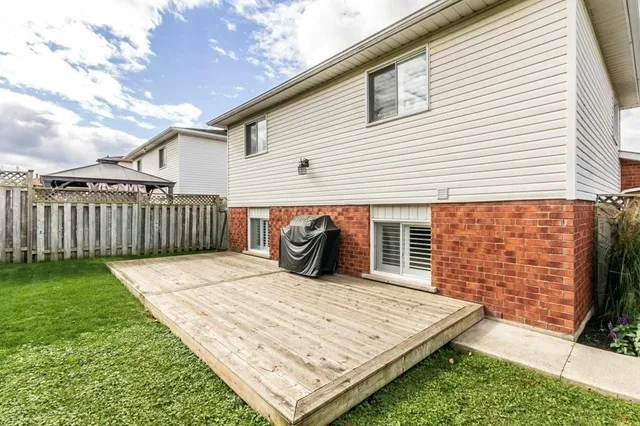 Additional image 33 of 698 ACADIA Dr