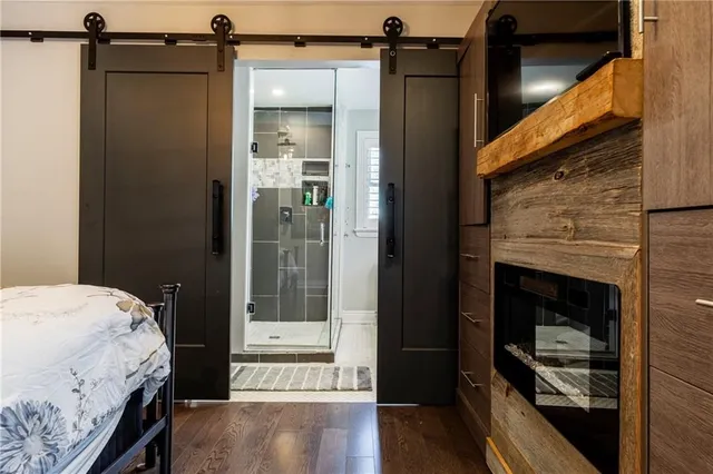 Additional image 19 of 317 GLENHOLME Ave