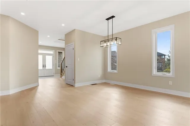 Additional image 8 of 33 HAMPSHIRE Pl
