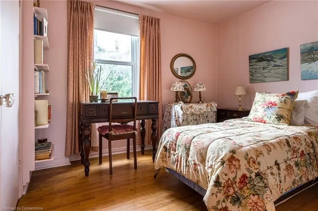 Additional image 36 of 144 Brantdale Ave