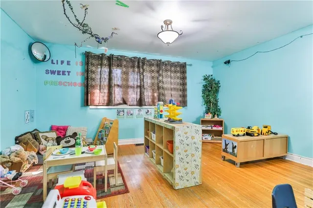 Additional image 19 of 162 DELAWARE Ave