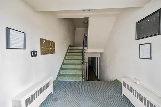 Additional image 22 of 802 KING St Unit 5