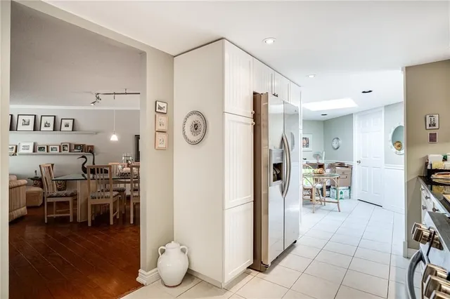 Additional image 21 of 150 WILSON St Unit PH2