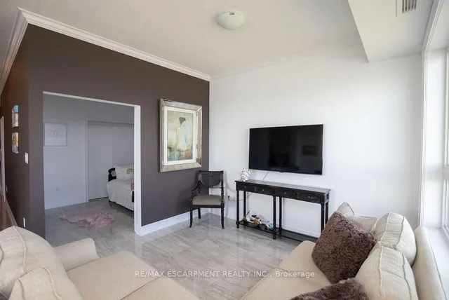 Additional image 15 of 101 Shoreview Pl Unit 608