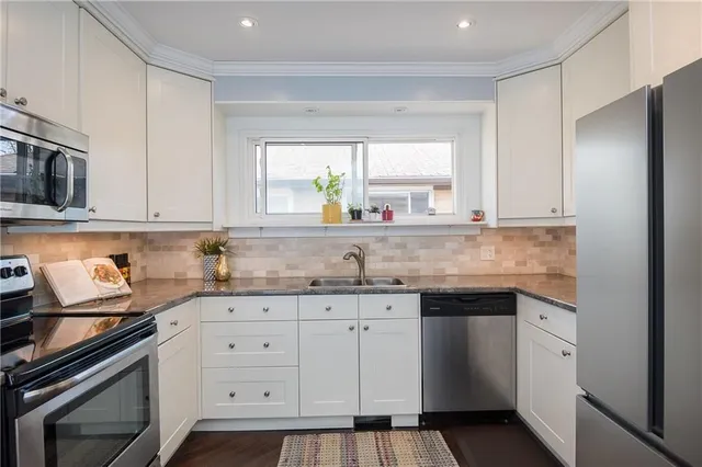 Additional image 16 of 33 Harold St